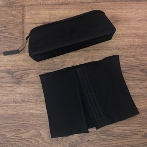 Skims waist trainer